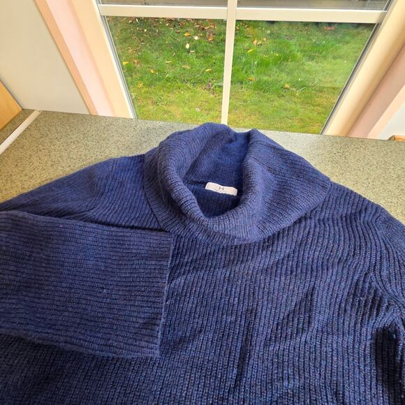 Vintage H By Halston 100% EF Merino Wool Cowl Neck Navy Sweater Women's Size M - Picture 2 of 5